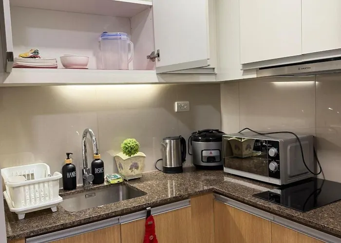 Apartamento Kuya Awen's Staycation 6i