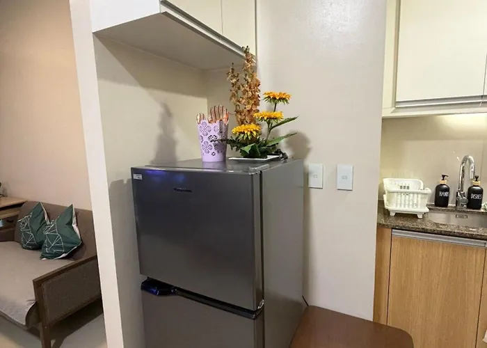 Kuya Awen's Staycation 6i Apartamento