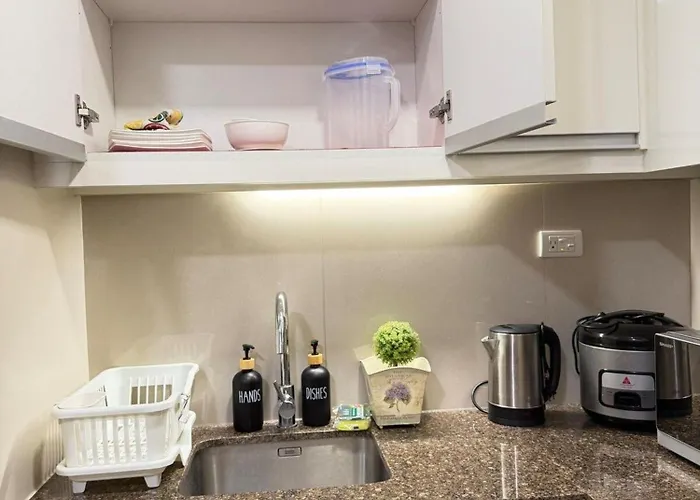 Apartamento Kuya Awen's Staycation 6i *